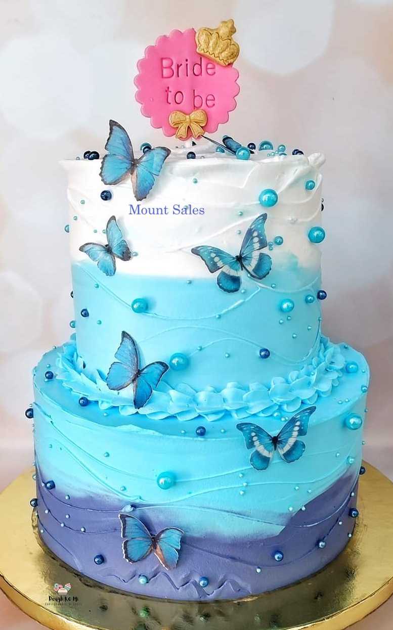 Premium RED N White Velvet Cake